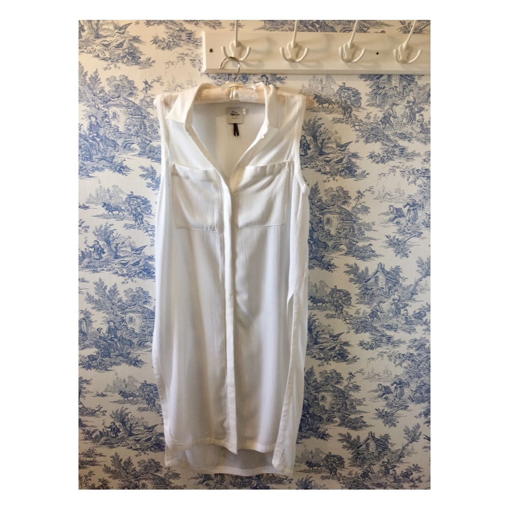 Anthropologie White "HD In Paris" Sleeveless Tunic